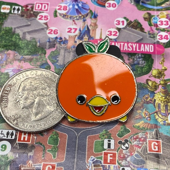 Orange Bird Walt Disney World Tsum Tsum Pin - Picture 2 of 6
